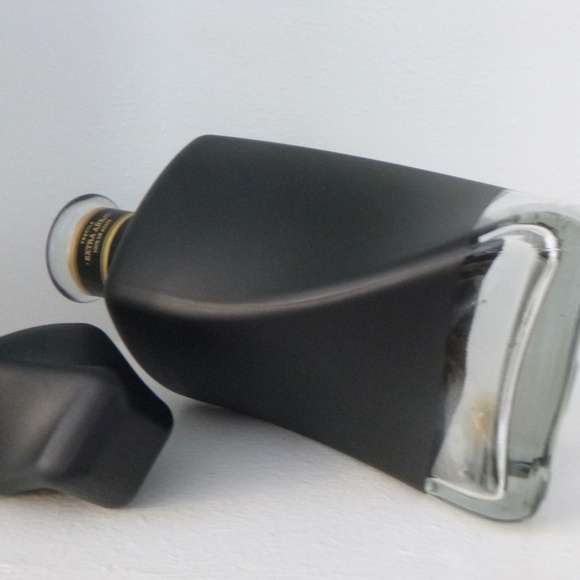 TWISTED GLASS BLACK TEQUILA BOTTLE EMPTY ADDICTIVO - Picture 4 of 16